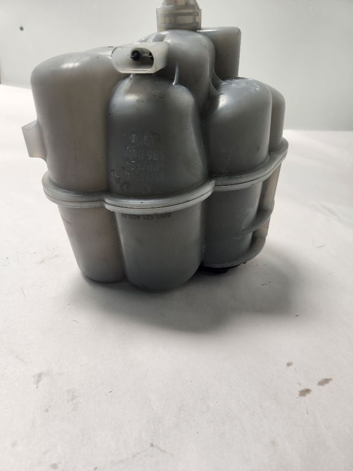 2021 AUDI S4 Coolant Reservoir - 449821 — photo 3
