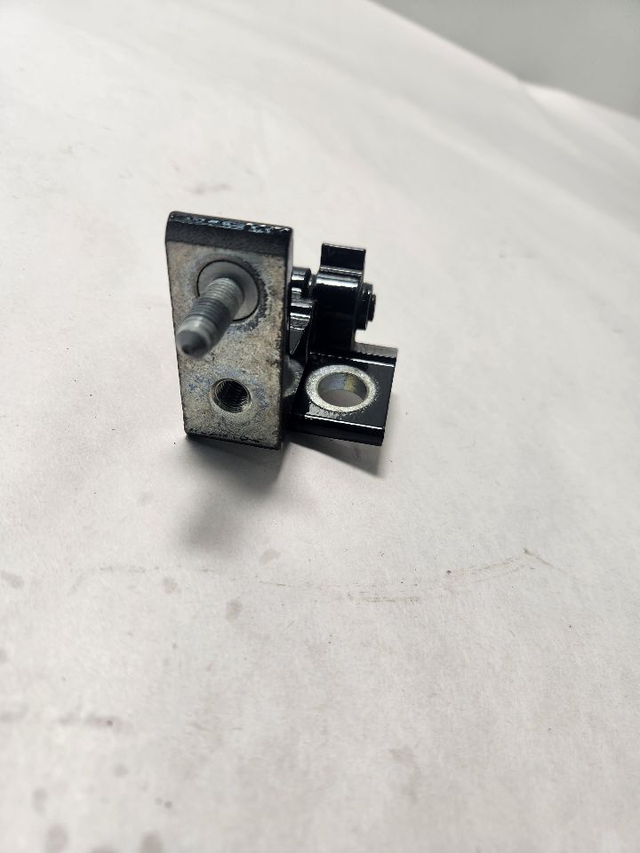 2021 AUDI S4 DOOR HINGE, FRONT - 449835 — photo 2