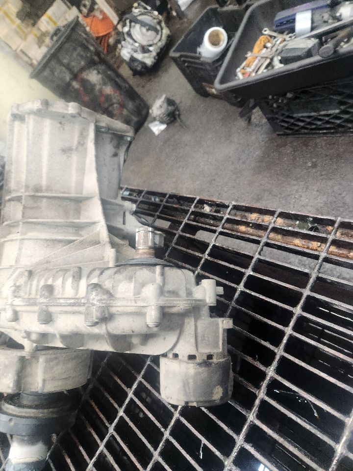 2012 VOLKSWAGEN TOUAREG TRANSFER CASE ASSY - 449925 — photo 3