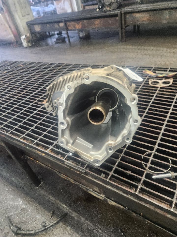 2012 VOLKSWAGEN TOUAREG TRANSFER CASE ASSY - 449925 — photo 4