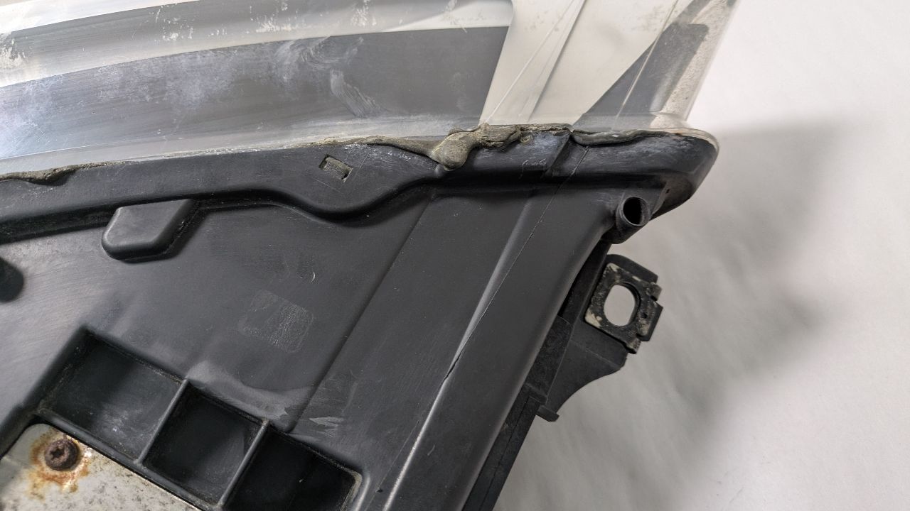 2007 AUDI Q7 Right HEADLAMP ASSEMBLY - 449980 — photo 5