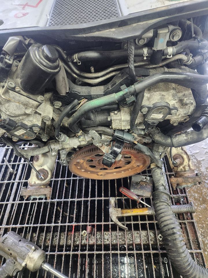 2011 INFINITI G37 ENGINE ASSEMBLY - 450202