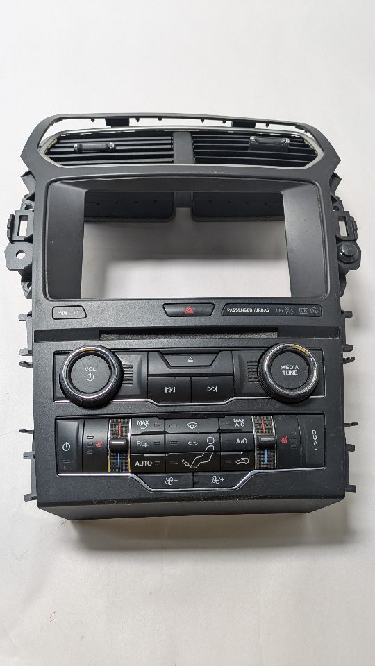 2017 FORD EXPLORER 6cyl Gasoline 3.5 Radio Audio - 450470