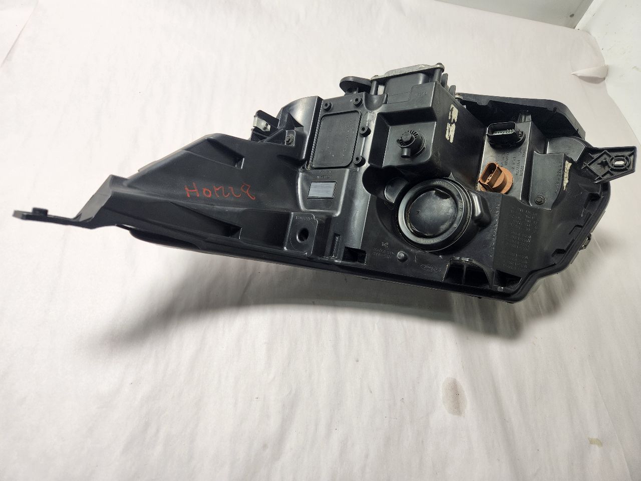 2017 FORD EXPLORER 6cyl Gasoline 3.5 Right HEADLAMP ASSEMBLY - 450471