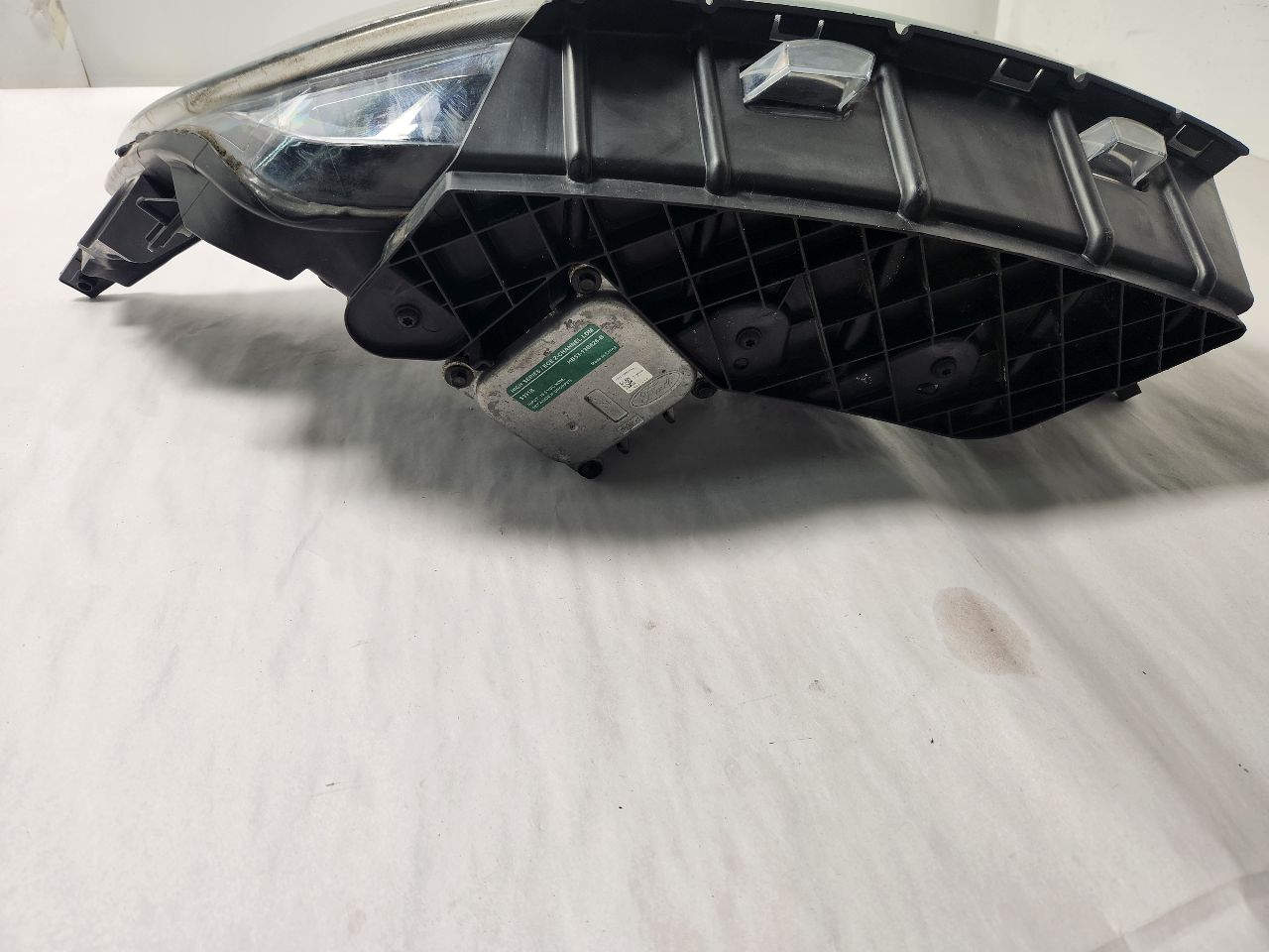 2017 FORD EXPLORER 6cyl Gasoline 3.5 Right HEADLAMP ASSEMBLY - 450471 — photo 3