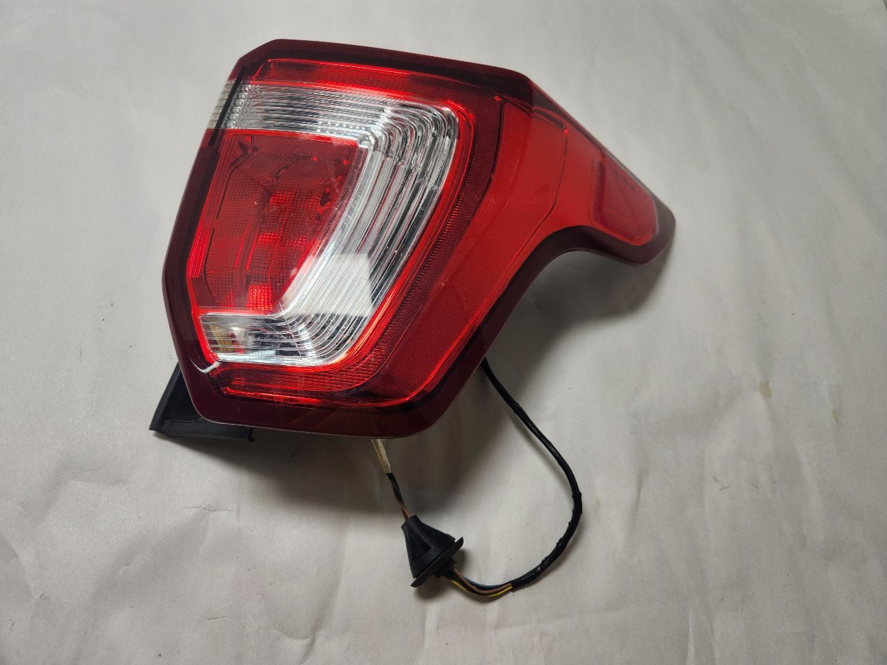 2017 FORD EXPLORER 6cyl Gasoline 3.5 Right TAIL LAMP - 450475