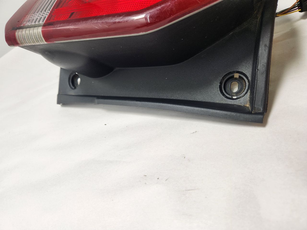2017 FORD EXPLORER 6cyl Gasoline 3.5 Right TAIL LAMP - 450475 — photo 2