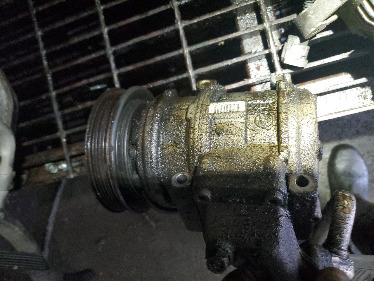 2001 TOYOTA CAMRY AC COMPRESSOR - 450543 — photo 4