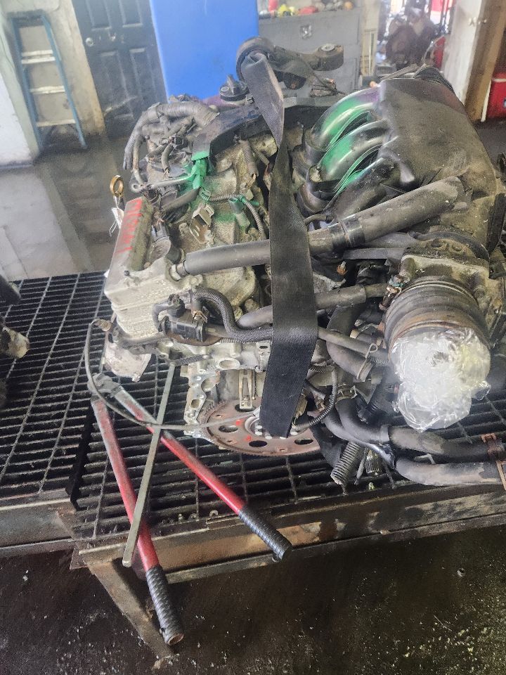 2009 TOYOTA SIENNA ENGINE ASSEMBLY - 450738 — photo 4