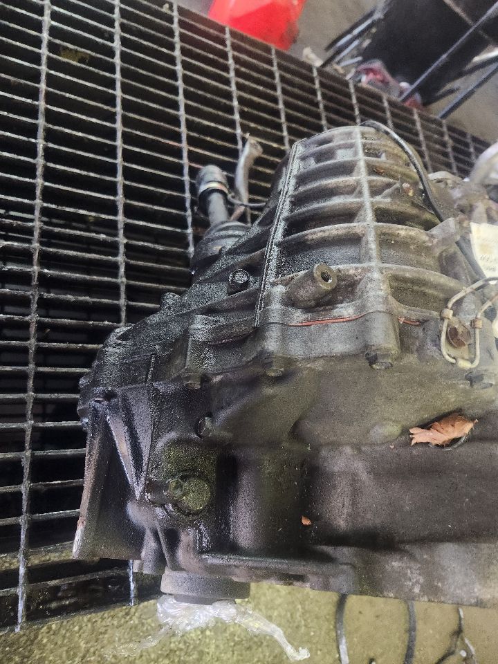 2009 TOYOTA SIENNA Transmiss,Transaxle - 450739 — photo 4