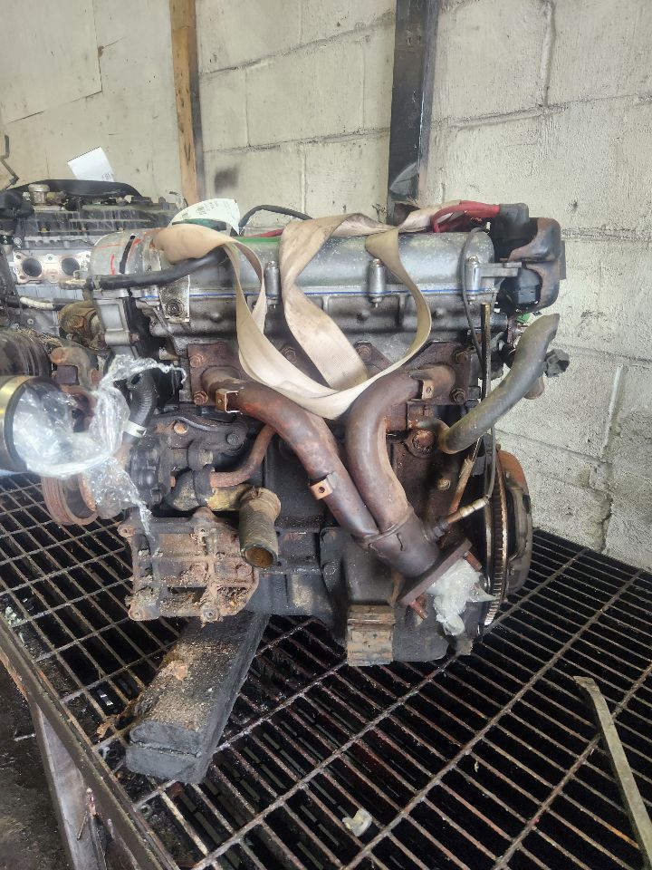 1993 MAZDA MX-5 MIATA ENGINE ASSEMBLY - 451001 — photo 4
