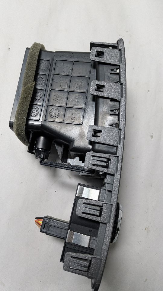 2019 DODGE 1500 PICKUP HEADLAMP MOTOR - 451087 — photo 4
