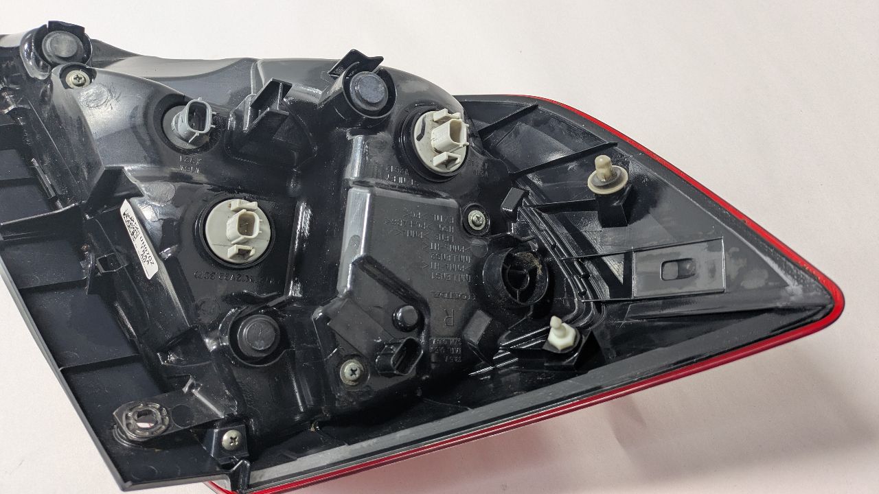 2017 HONDA CIVIC Right TAIL LAMP - 451146 — photo 3
