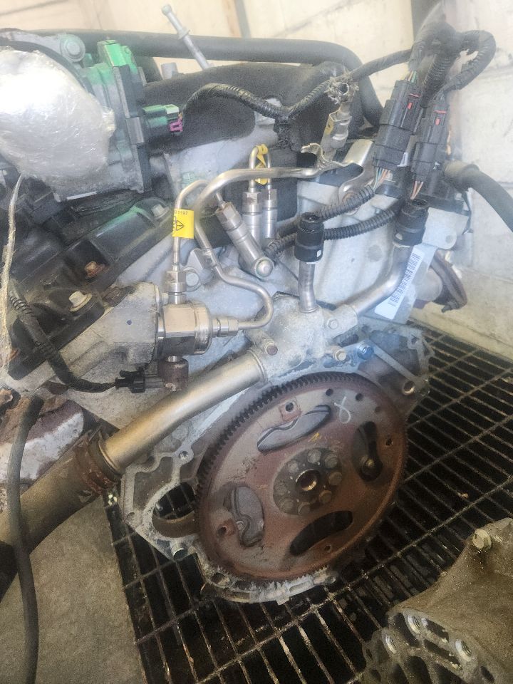 2011 GMC ACADIA ENGINE ASSEMBLY - 451266