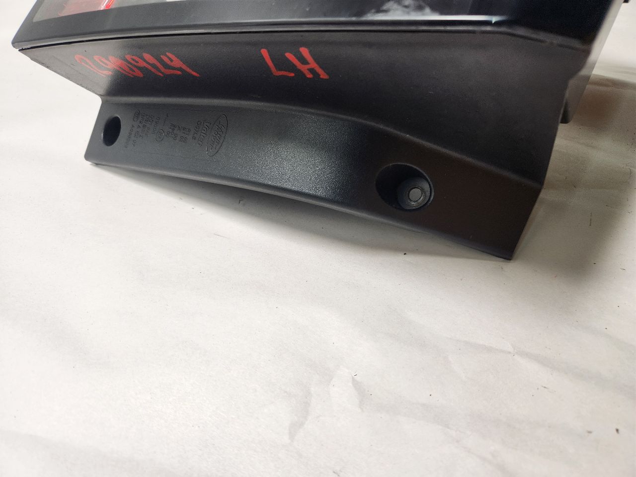 2013 LAND ROVER RANGE ROVER Left TAIL LAMP - 451386 — photo 2