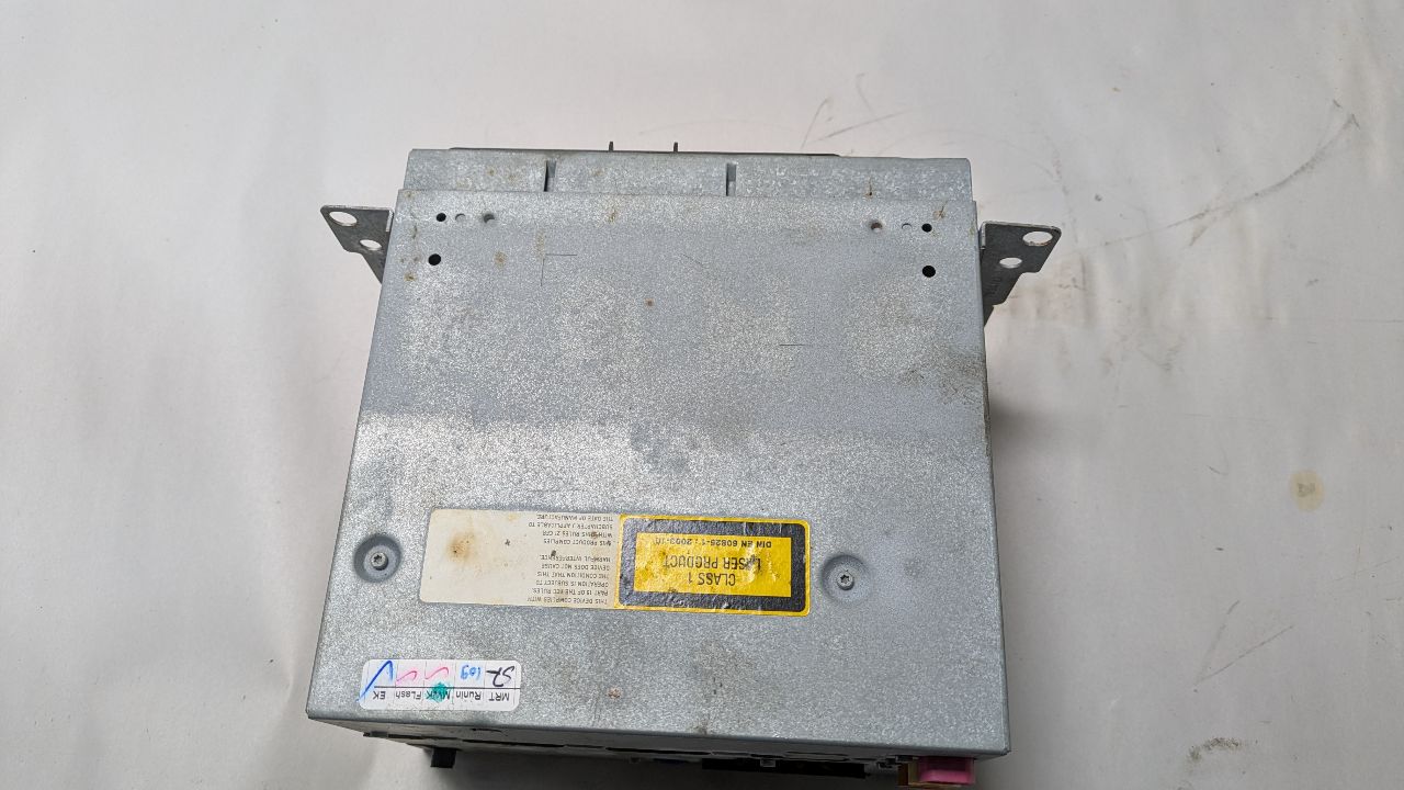2009 BMW 750i 8cyl Gasoline Turbo 4.4 Radio Audio - 451548 — photo 3