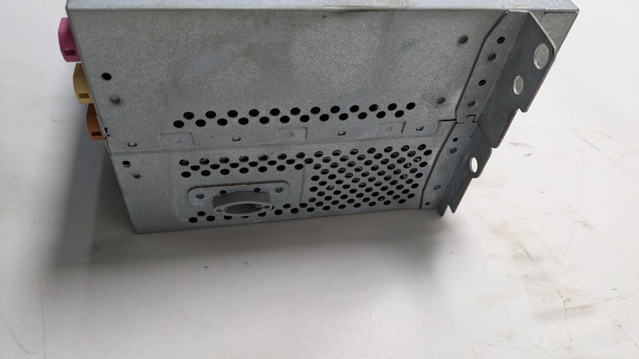 2009 BMW 750i 8cyl Gasoline Turbo 4.4 Radio Audio - 451548 — photo 4