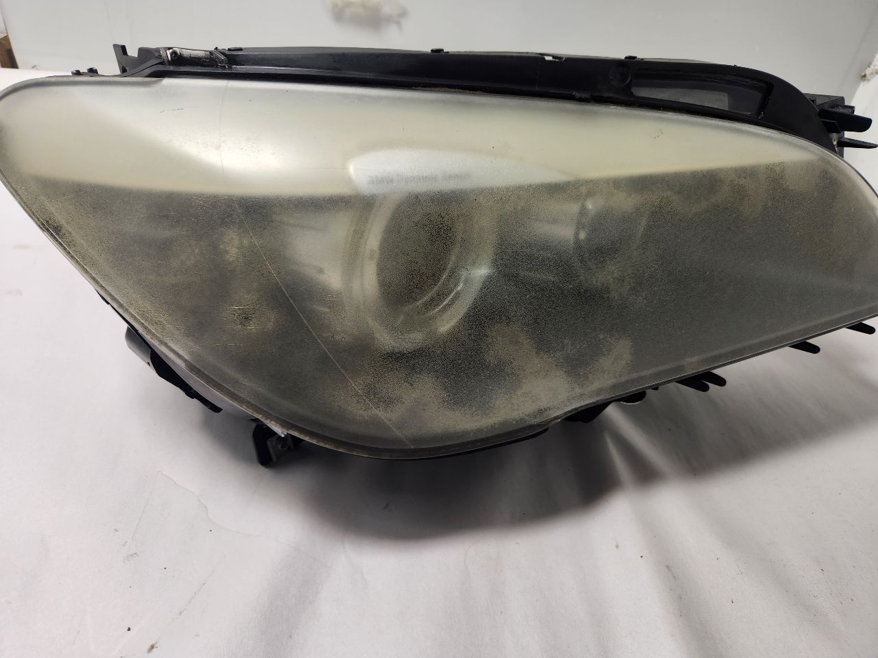 2009 BMW 750i 8cyl Gasoline Turbo 4.4 Right HEADLAMP ASSEMBLY - 451553
