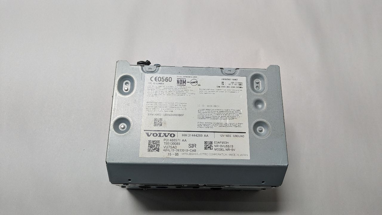 2016 VOLVO XC90 Radio Audio - 451573 — photo 6