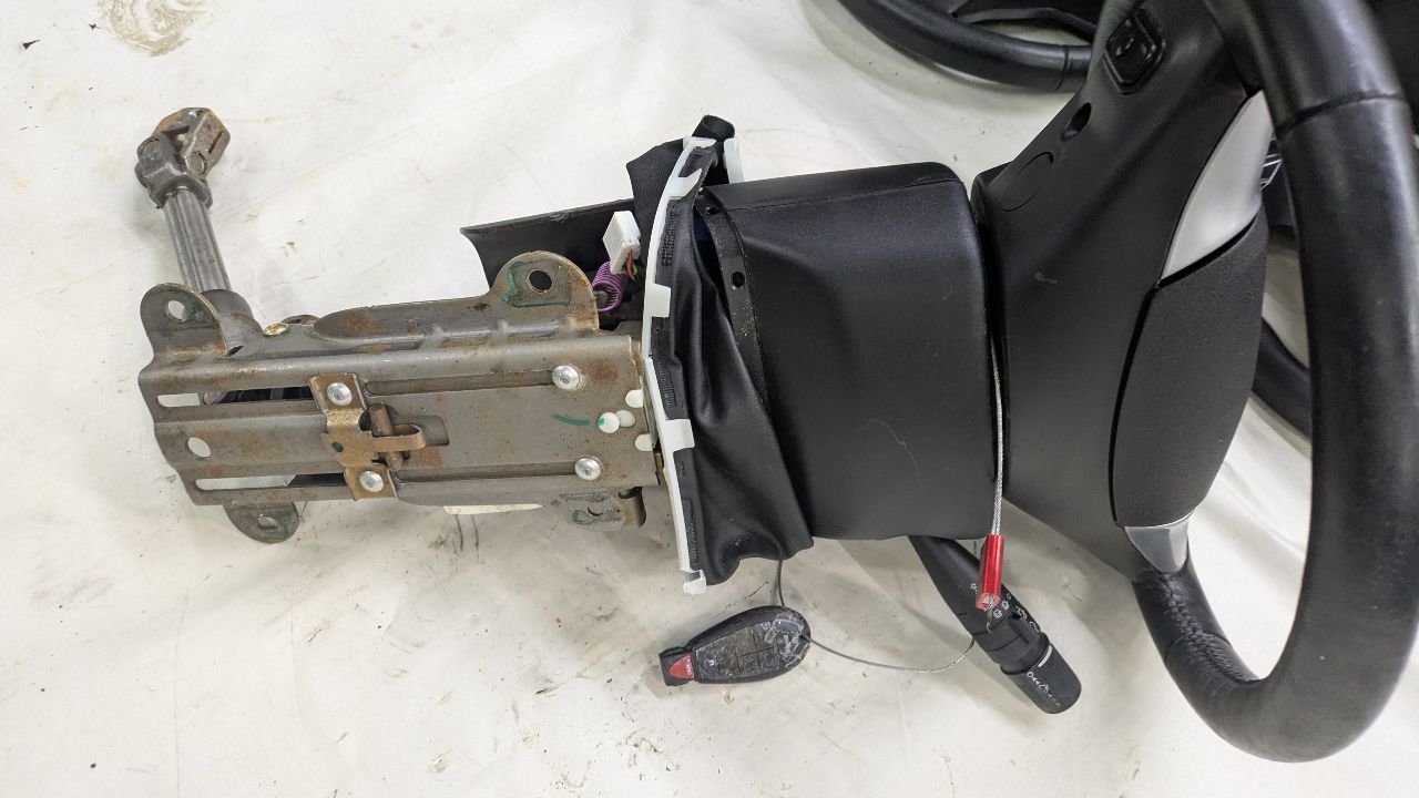 2013 CHRYSLER TOWN & COUNTRY STEERING COLUMN - 451910 — photo 3