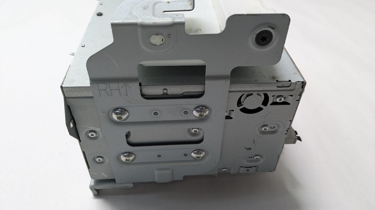 2010 INFINITI G37 Radio Audio - 452158 — photo 3