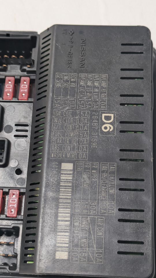 2015 NISSAN ALTIMA 6cyl Gasoline 3.5 Fuse Box, Engine - 452372