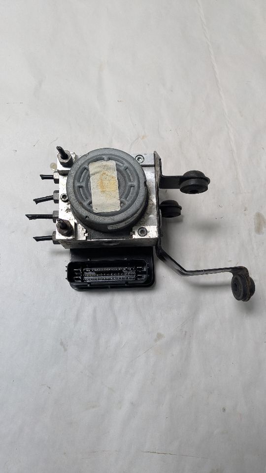 2013 FORD C-MAX Anti-lock Brake Pts - 452378 — photo 1