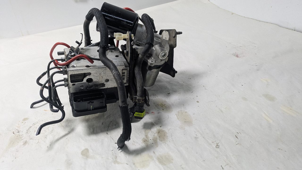 2015 LEXUS LS460 Anti-lock Brake Pts - 452380 — photo 3