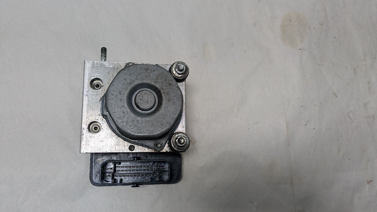 2013 NISSAN SENTRA Anti-lock Brake Pts - 452382 — photo 1