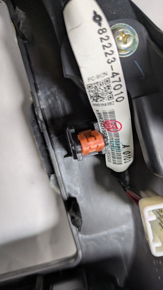 2016 TOYOTA PRIUS Dsh/Int/Seat Switch - 452429 — photo 4