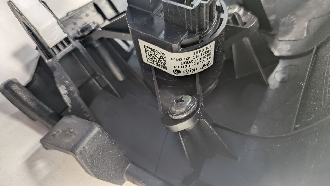 2023 KIA SORENTO GLOVE BOX - 452474 — photo 6
