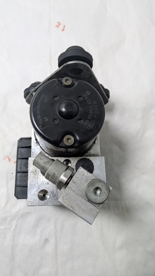 2000 MERCEDES-BENZ CLK 8cyl Gasoline 4.3 Anti-lock Brake Pts - 452762