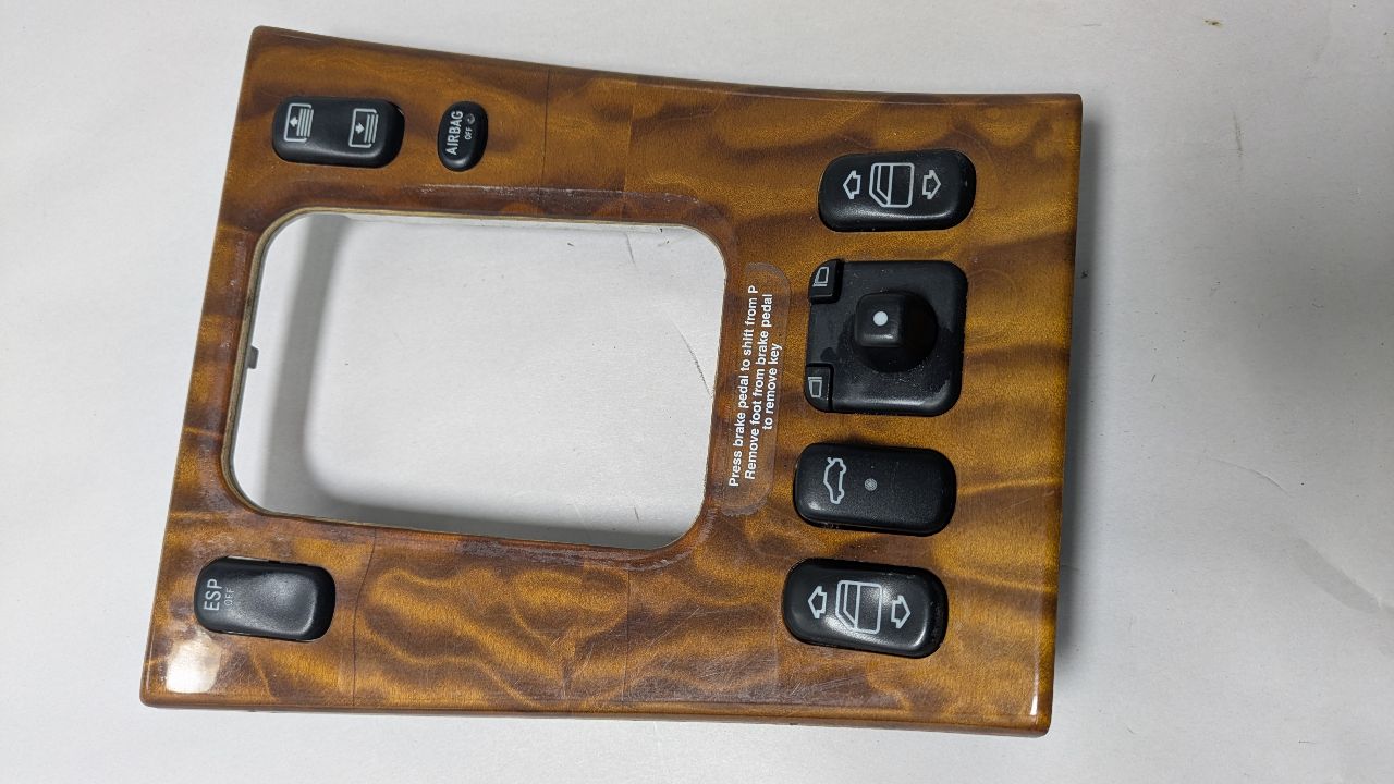 2000 MERCEDES-BENZ CLK 8cyl Gasoline 4.3 Console, Front - 452768