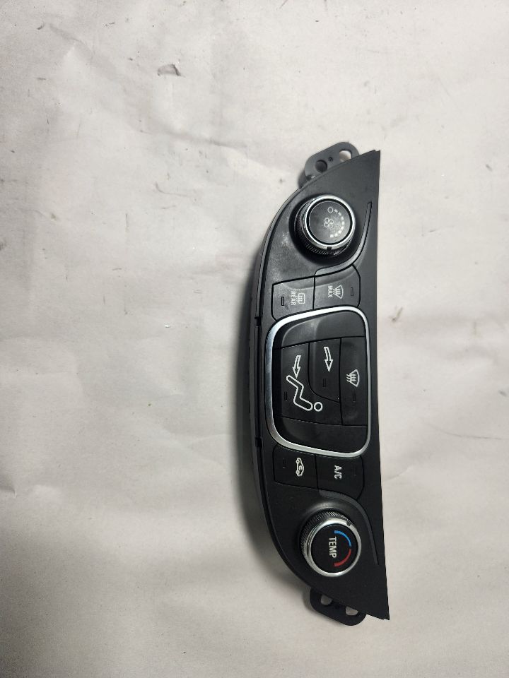 2018 CHEVROLET MALIBU TEMP CONTROL - 453849