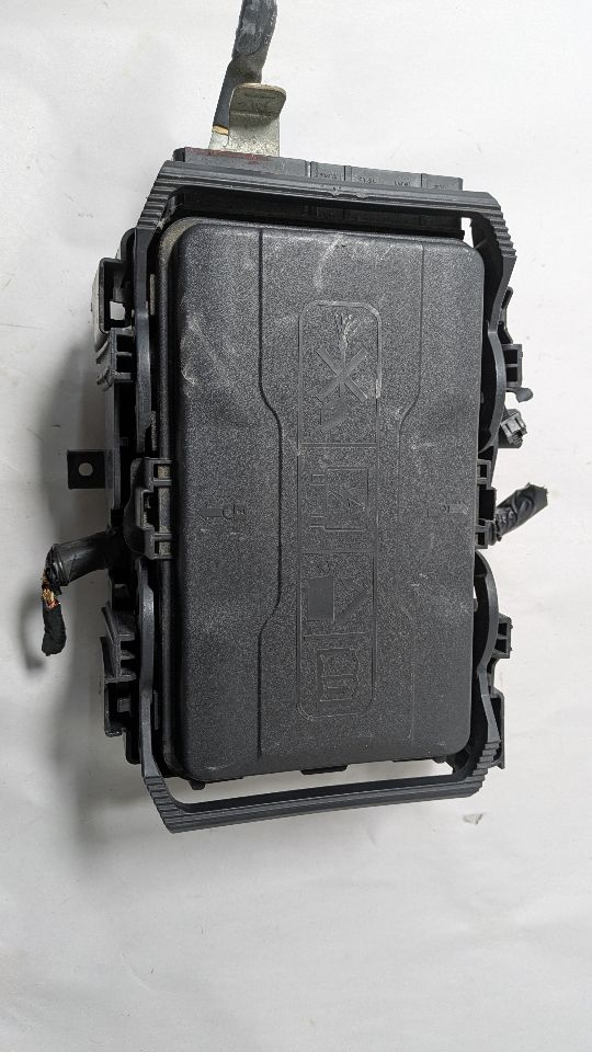 2018 CHEVROLET MALIBU Fuse Box, Engine - 453857
