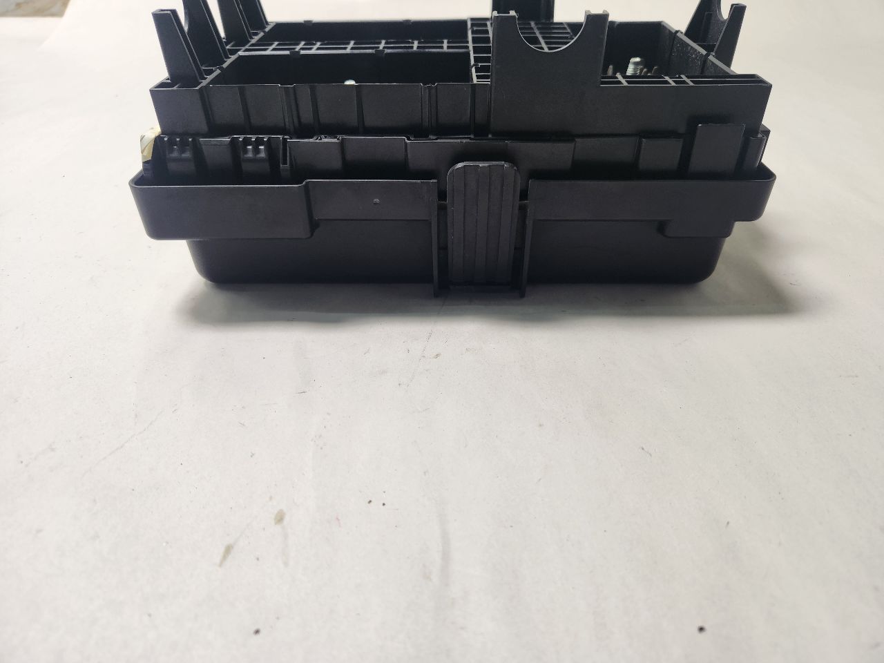 2017 CHRYSLER PACIFICA Fuse Box, Engine - 453871 — photo 2