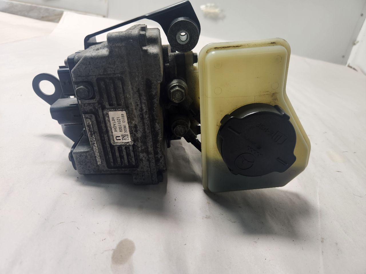 2012 INFINITI M35 PS Pump/Motor - 454006 — photo 4