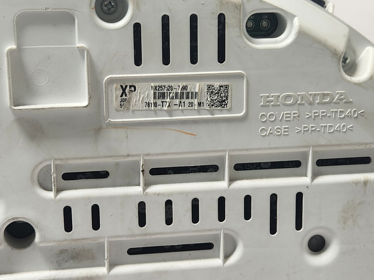 2018 HONDA HR-V Speedo Head/Cluster - 454131 — photo 4