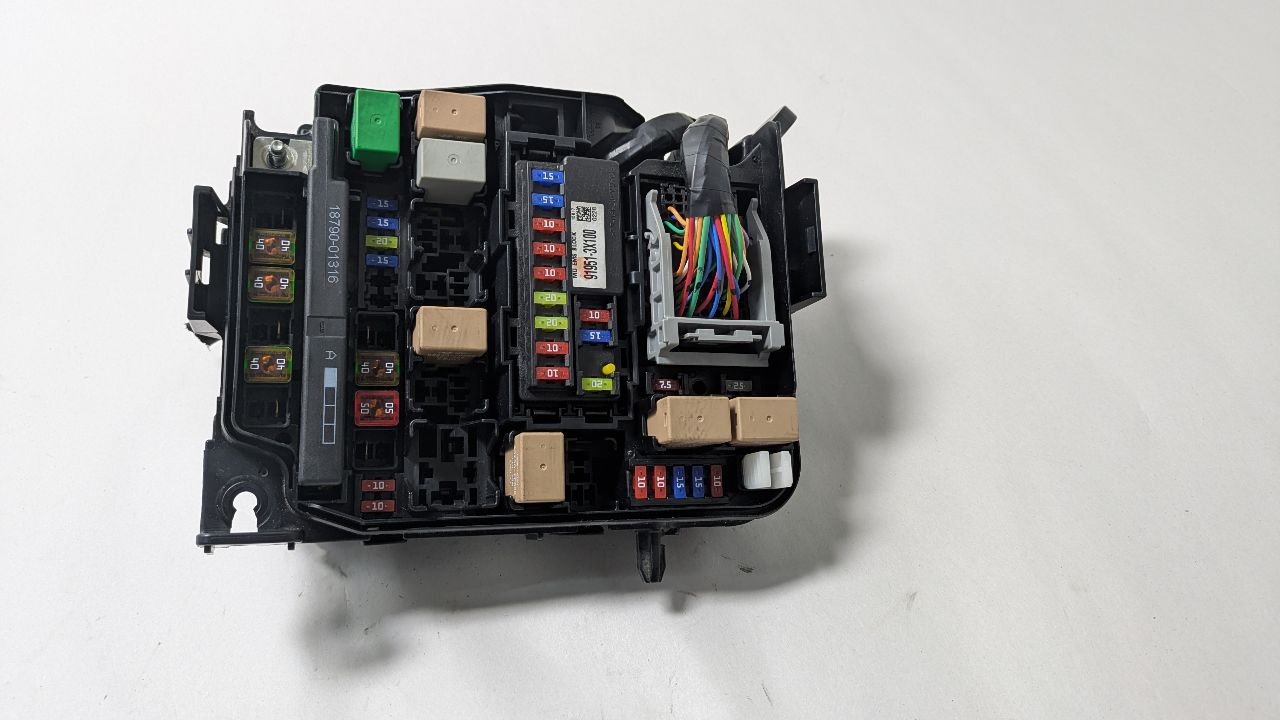 2015 KIA FORTE Fuse Box, Engine - 454168 — photo 6