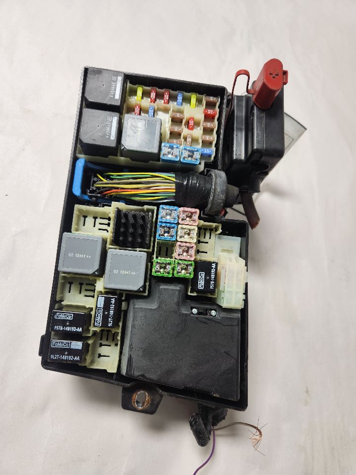 2015 FORD C-MAX Fuse Box, Engine - 454205 — photo 8