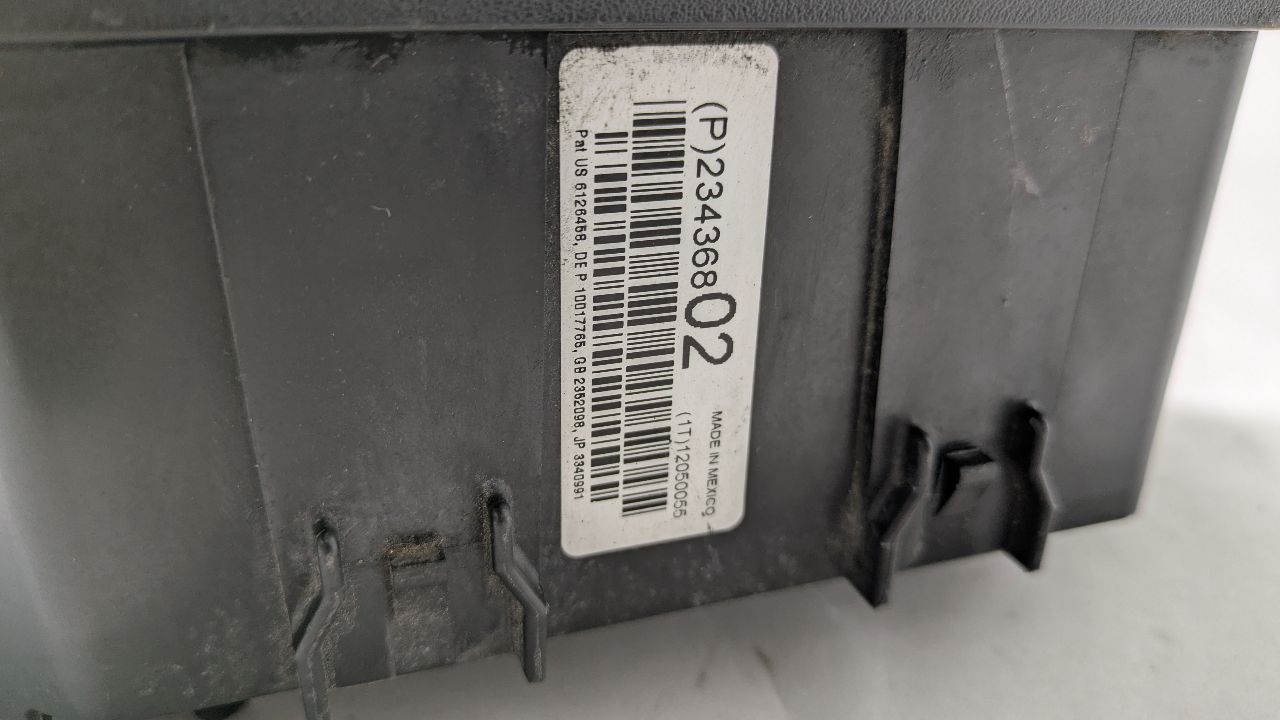 2015 GMC ACADIA Fuse Box, Engine - 454215 — photo 3