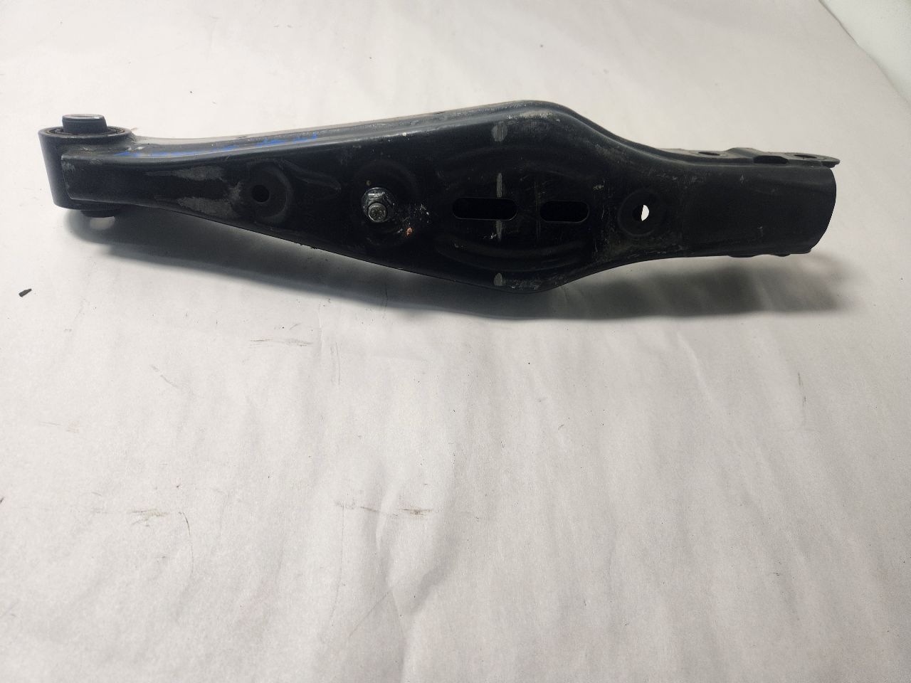 2023 KIA SORENTO Right LOWER CNTRL ARM, RR - 454419 — photo 5
