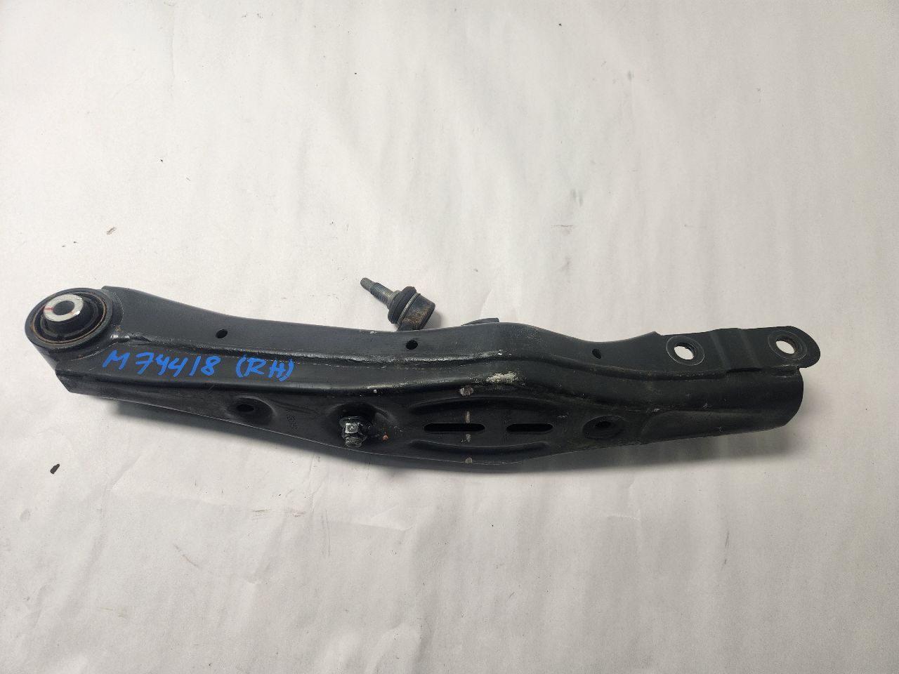 2023 KIA SORENTO Right LOWER CNTRL ARM, RR - 454419 — photo 6