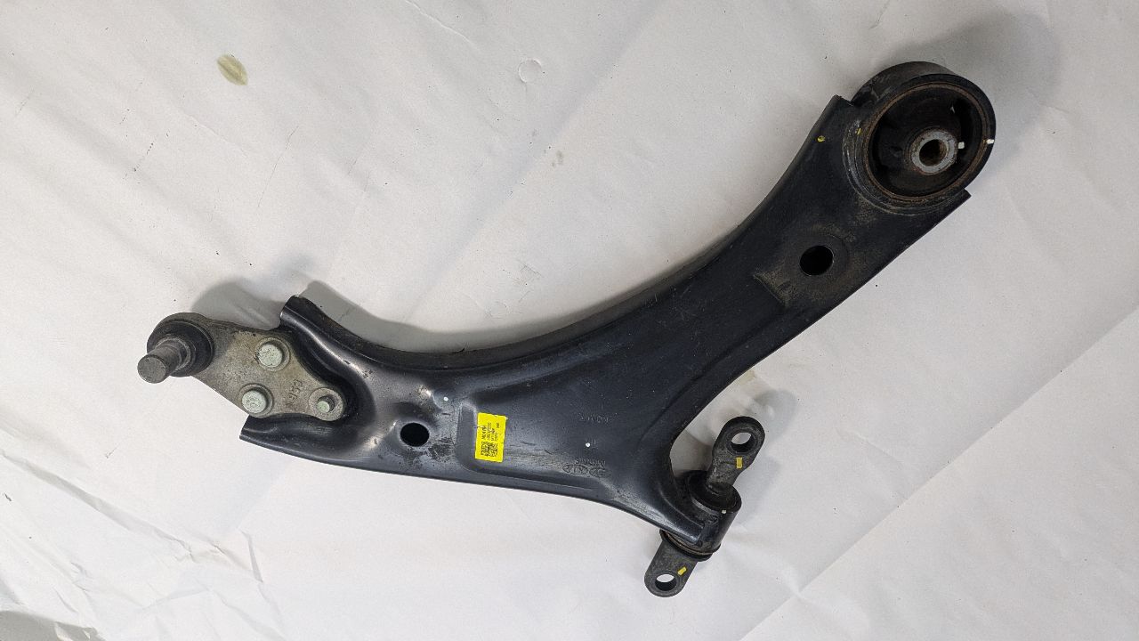2023 KIA SORENTO Right LOWER CNTRL ARM, FR - 454436 — photo 3