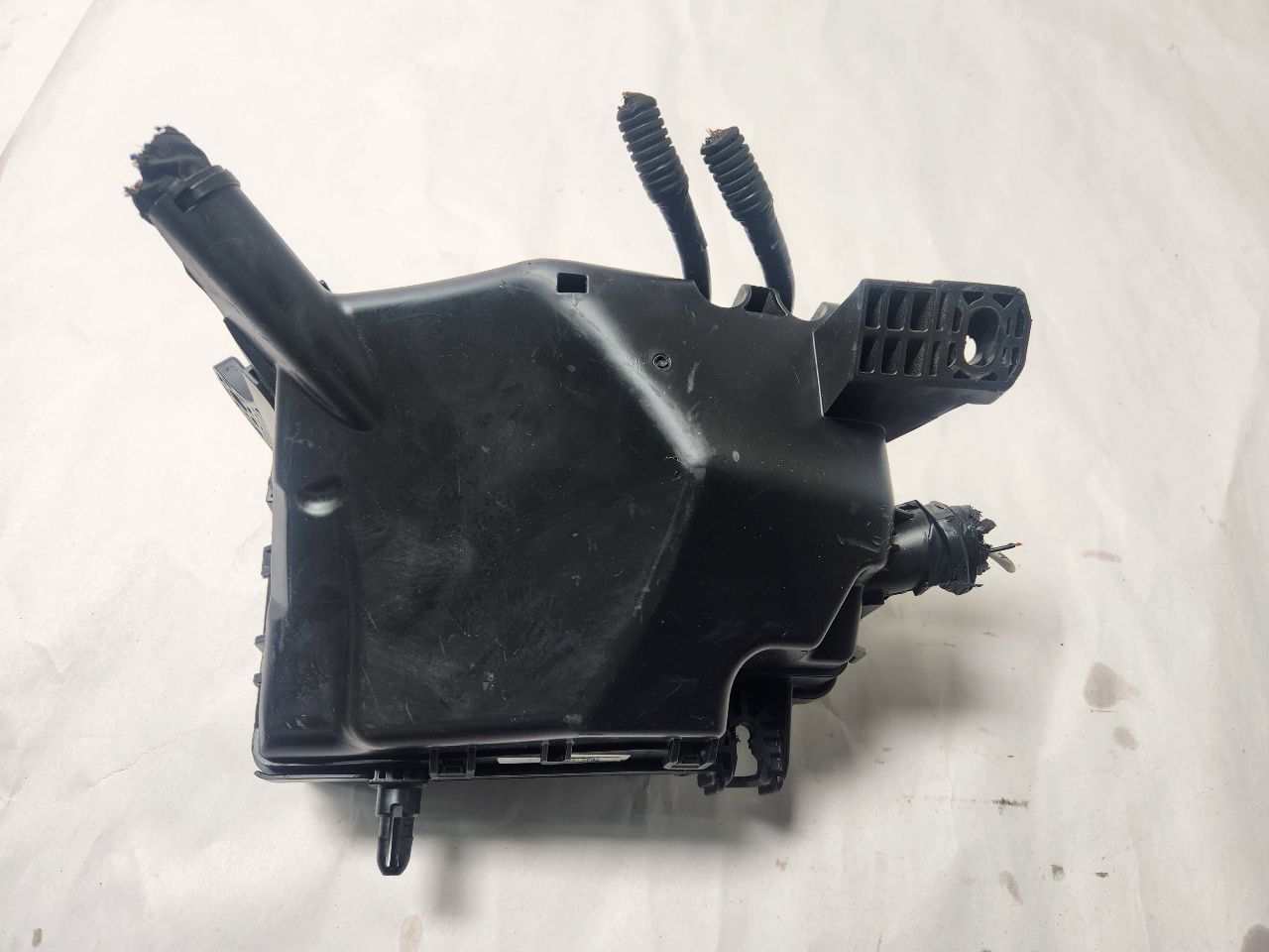 2022 HYUNDAI KONA Fuse Box, Engine - 454621 — photo 1