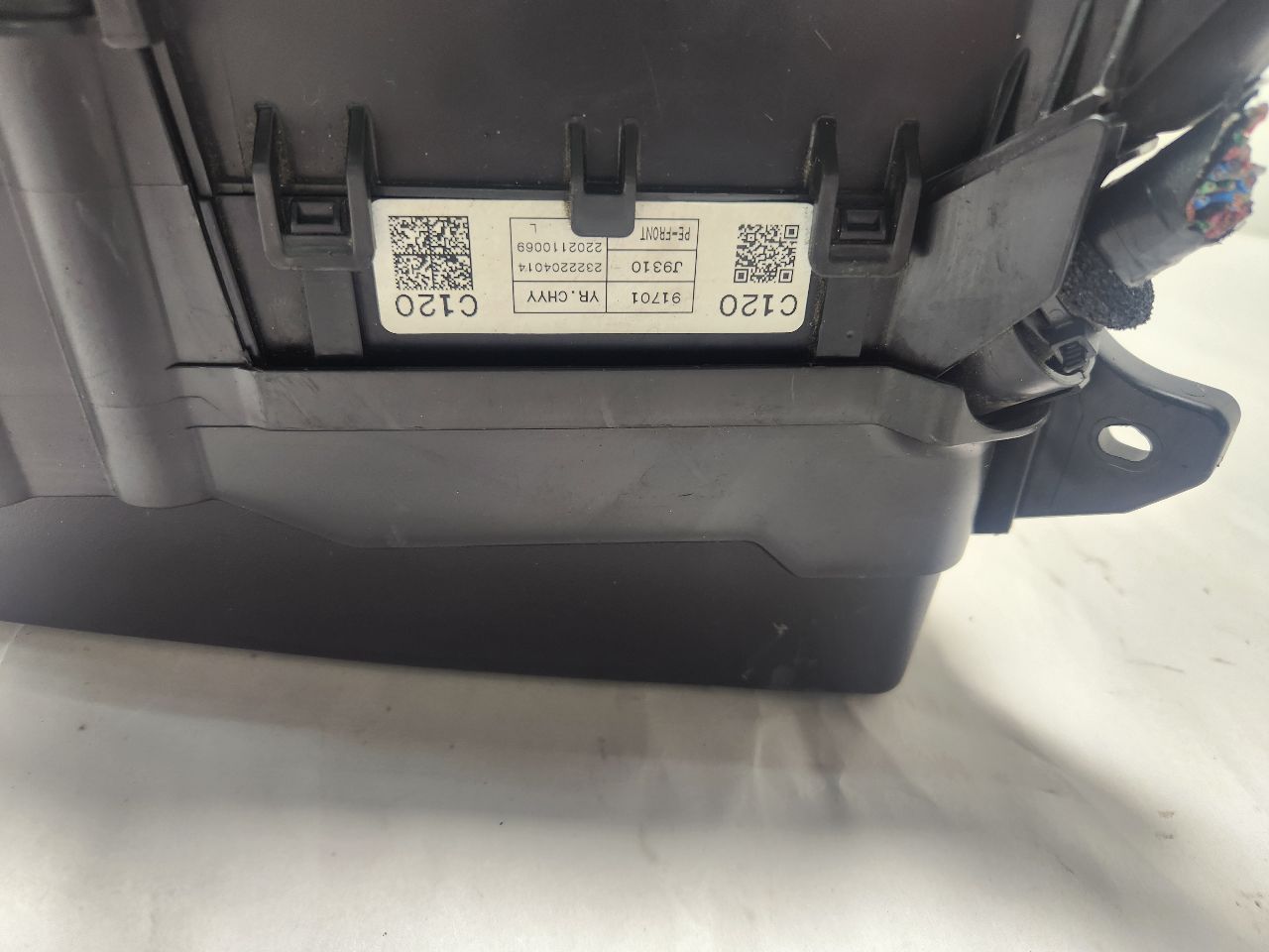 2022 HYUNDAI KONA Fuse Box, Engine - 454621 — photo 4