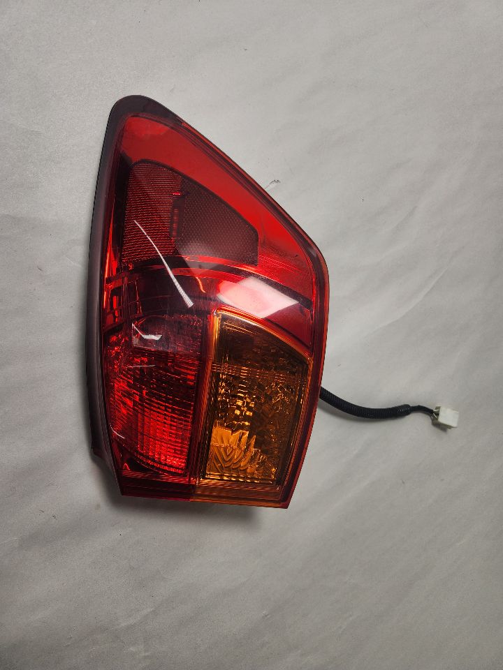 2008 LEXUS IS250 Right TAIL LAMP - 454863 — photo 1