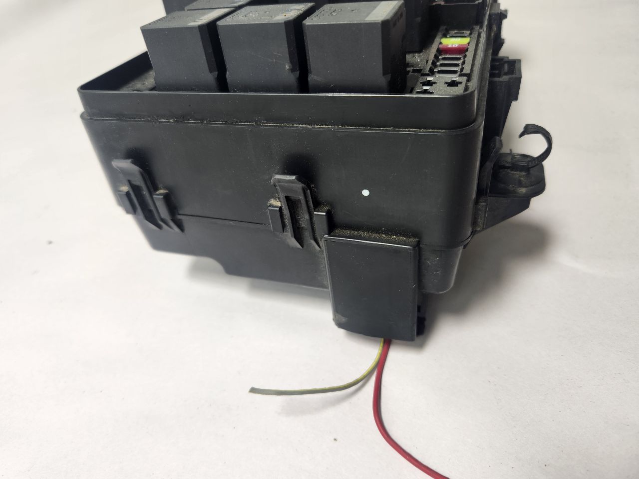 2022 CHRYSLER 300 Fuse Box, Engine - 454890 — photo 5