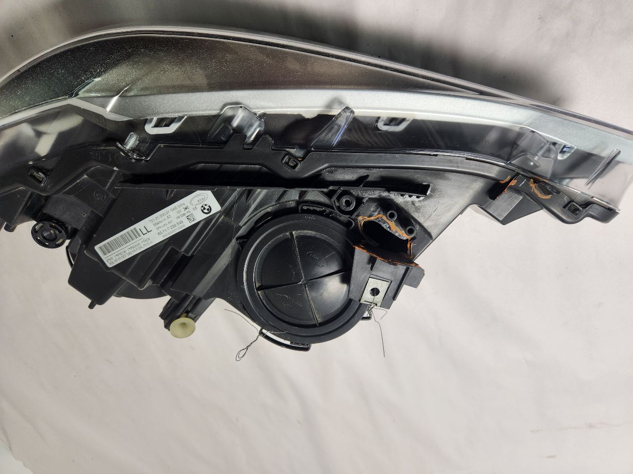 2013 BMW 328i Left HEADLAMP ASSEMBLY - 455141 — photo 6