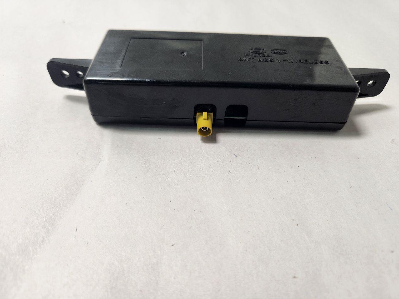 2019 GENESIS G80 Antenna - 455549 — photo 2
